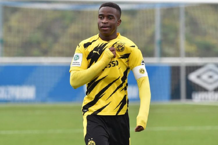 Dortmund fixe ses conditions pour Youssoufa Moukoko