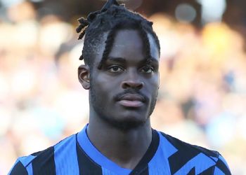 Manchester United prépare une offre pour Yann Bisseck