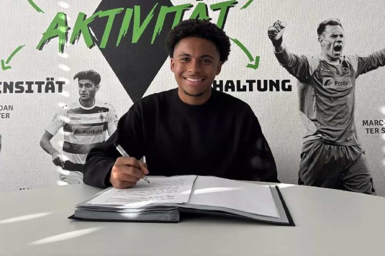 Mathieu Nguefack signe un nouveau bail avec le Borussia Mönchengladbach